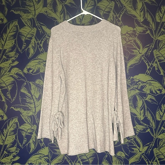 Madewell Tie-Cuff Pullover Sweater - Picture 2 of 5